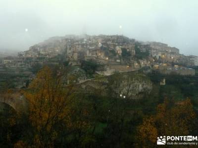 Montgó - Catedral Senderismo- Cova Tallada; viajes para solteros jovenes ebro nacimiento material s